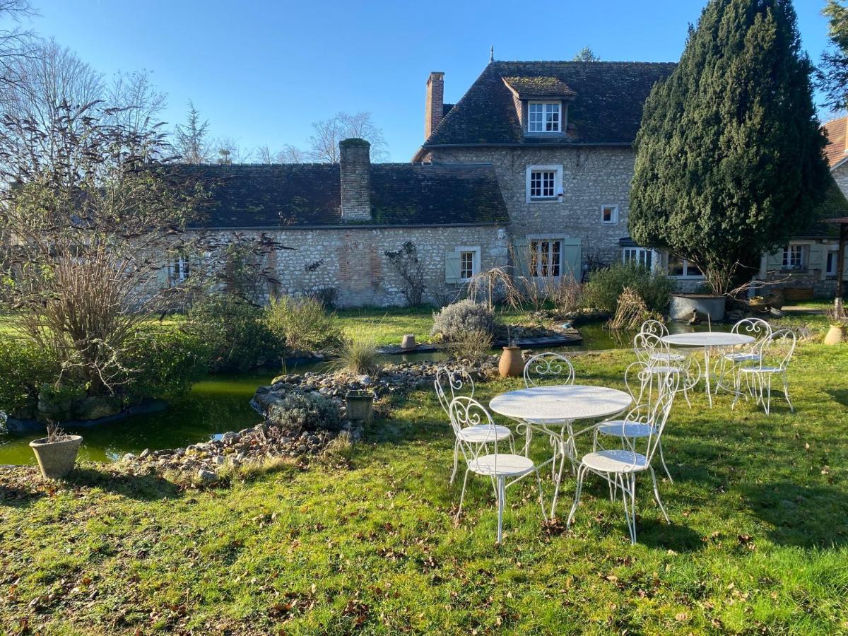 Une Vie En Rose Pressagny-lʼOrgeuilleux Kültér fotó