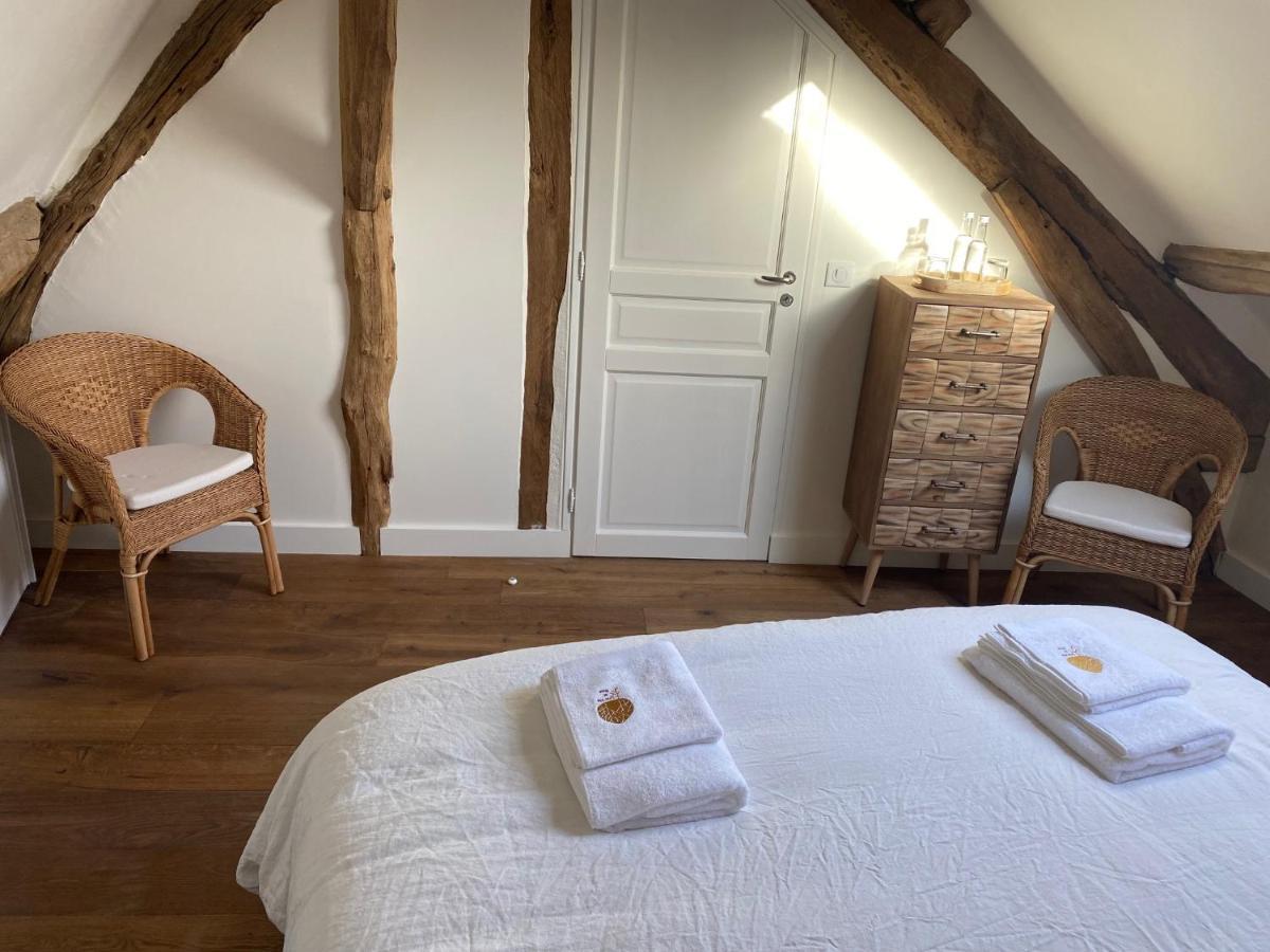 Une Vie En Rose Pressagny-lʼOrgeuilleux Kültér fotó